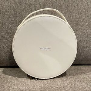 Vera Wang Cosmetics Case (White)